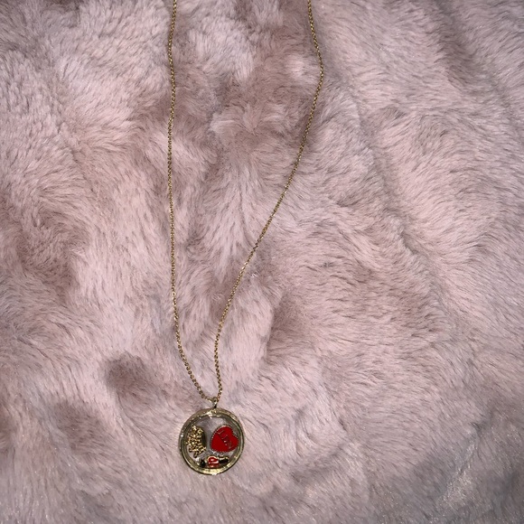 Accessorize necklace. London themed - Picture 2 of 4